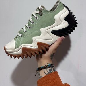 Trendy Women's Green and Black Sneakers